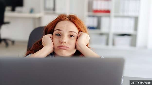 What happens when your job is just too boring? 工作太无聊怎么办？
