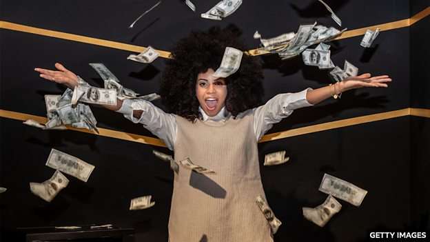 四个包含单词 “money” 的短语